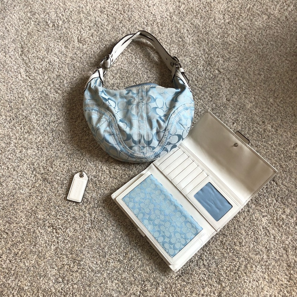 Coach purse and wallet